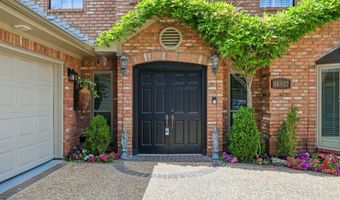 14917 Oaks N Dr, Addison, TX 75254