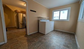 822 N River Ave, Alma, MI 48881