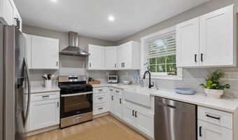 1119 Lafayette St, Beaufort, SC 29902
