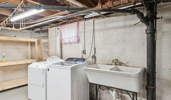 15 Huston Ave, Auburn, ME 04210