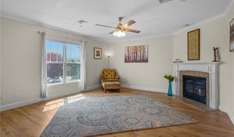 200 Roger Williams Ave 109, East Providence, RI 02916