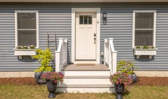 41 White Deer Cir, Bar Harbor, ME 04609