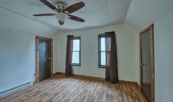 304 W 3rd Ave N, Aurora, MN 55705