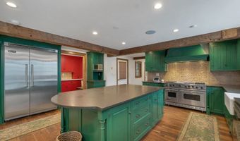 40 Dunbarton Center Rd, Bow, NH 03304