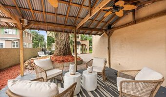 732 EDGEWATER Dr, Orlando, FL 32804