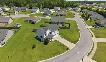 4400 Bristlecone Dr, Ayden, NC 28513