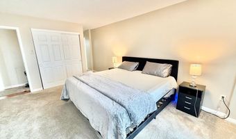 1300 ARMY NAVY Dr 823, Arlington, VA 22202