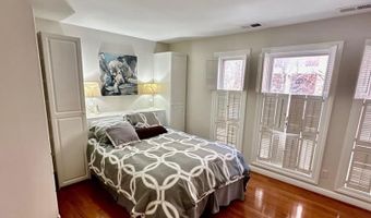 4820 HAMPDEN Ln R-5, Bethesda, MD 20814