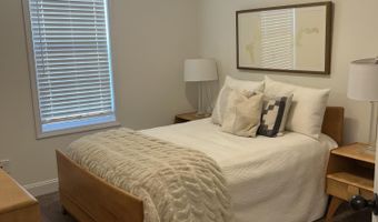 1615 Redbud Ct, Aberdeen, NC 28315