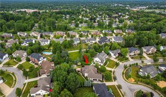 47 Nature Cove Ct, Amherst, NY 14221