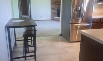 3615 E Melgaard Rd, Aberdeen, SD 57401