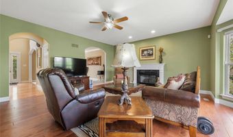 238 Pointe Lucerne Ct, Ballwin, MO 63011