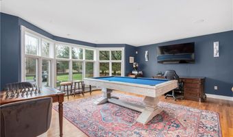 5 Mawney Brook Rd, East Greenwich, RI 02818