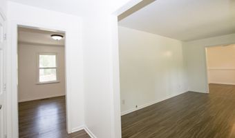 901 Glendale Dr, Aberdeen, NC 28315