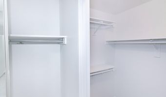 307 YOAKUM Pkwy 1024, Alexandria, VA 22304