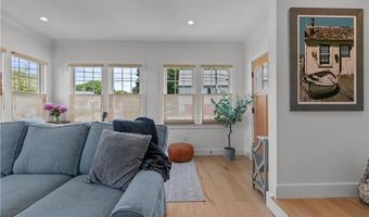 109 Carroll Ave, Newport, RI 02840