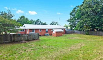 301 E Craig St, Atmore, AL 36502