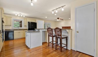 12027 DEVILWOOD Dr, Potomac, MD 20854