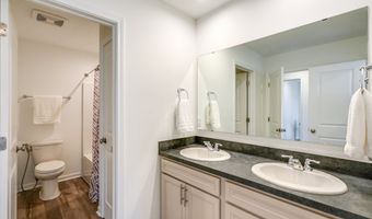 855-2 Dipper Ln, Aurora, OH 44202