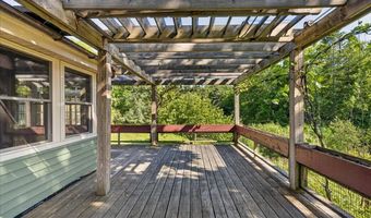 18 Cobb Rd, Belfast, ME 04915