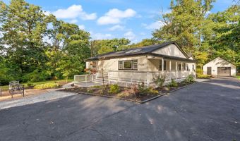 7324 AUBURN St, Annandale, VA 22003