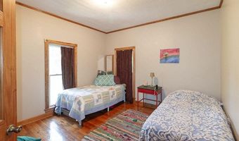 703 Jersey St, Baldwin City, KS 66006