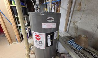 929 Ash St, Appleton, MN 56208