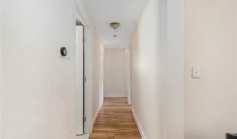 75 Autumn St, Cranston, RI 02910