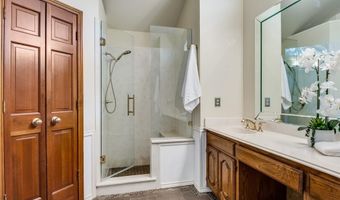 4019 Bobbin Ln, Addison, TX 75001