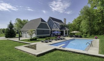 3011 Mela Via Ct NE, Ada, MI 49301