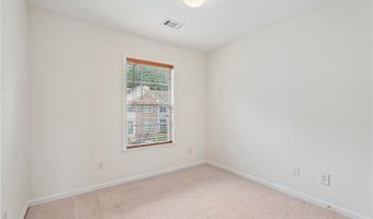 945 Prestwyck Ct, Alpharetta, GA 30004