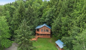46 Log Cabin Dr, Cambridge, VT 05465