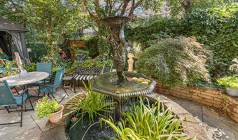 106 E CHASE St, Baltimore, MD 21202