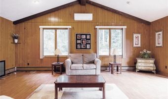 22 GROVE Ave, North Providence, RI 02911