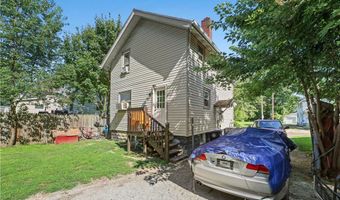 912 Hunt St, Akron, OH 44306