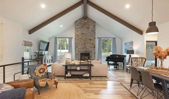 14833 Sunburst Dr, Bigfork, MT 59911