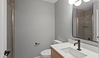 2237 Trillium Ln, Ann Arbor, MI 48104