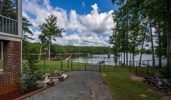 1151 DOGWOOD Shrs, Batesburg, SC 29006