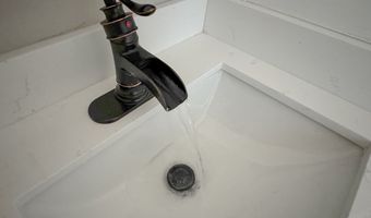 201 Boothe St, Batesville, MS 38606