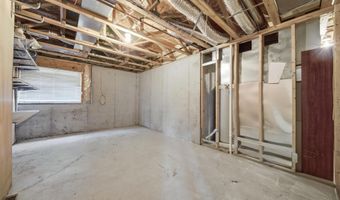 308 W Waterford Ct, Andover, KS 67002