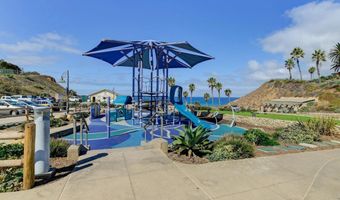 731 Valley Ave, Solana Beach, CA 92075