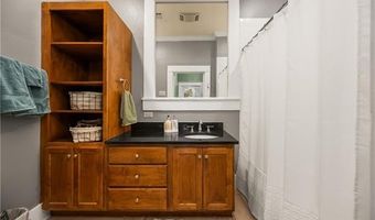 1907 MARYE St, Alexandria, LA 71301