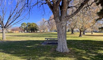 6348 Avenida La Costa NE, Albuquerque, NM 87109