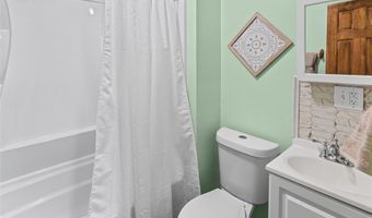 3417 Badley Ave, Alton, IL 62002