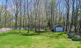 156 Congress St, Belfast, ME 04915