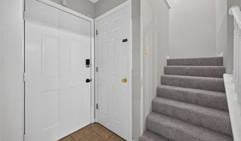 2358 Hidden Meadow Ln, Ballwin, MO 63021