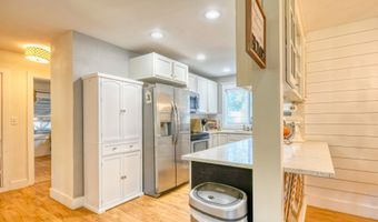 424 E DARWIN St, Athena, OR 97813