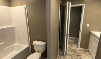 7413 Detonti Rd, Bauxite, AR 72011