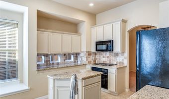 305 Parkhurst Ln, Allen, TX 75013