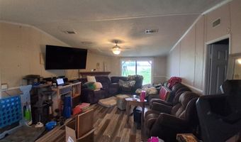 400 Hopkins St, Alba, TX 75410
